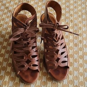 Sandals, pikolinos, light brown